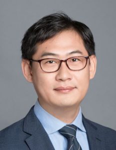 建设管理与房地产系副教授
